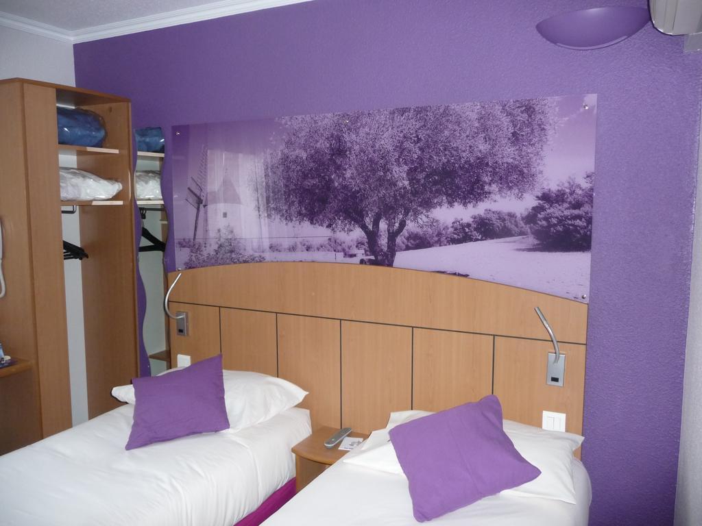 Kyriad Direct Arles Exterior foto