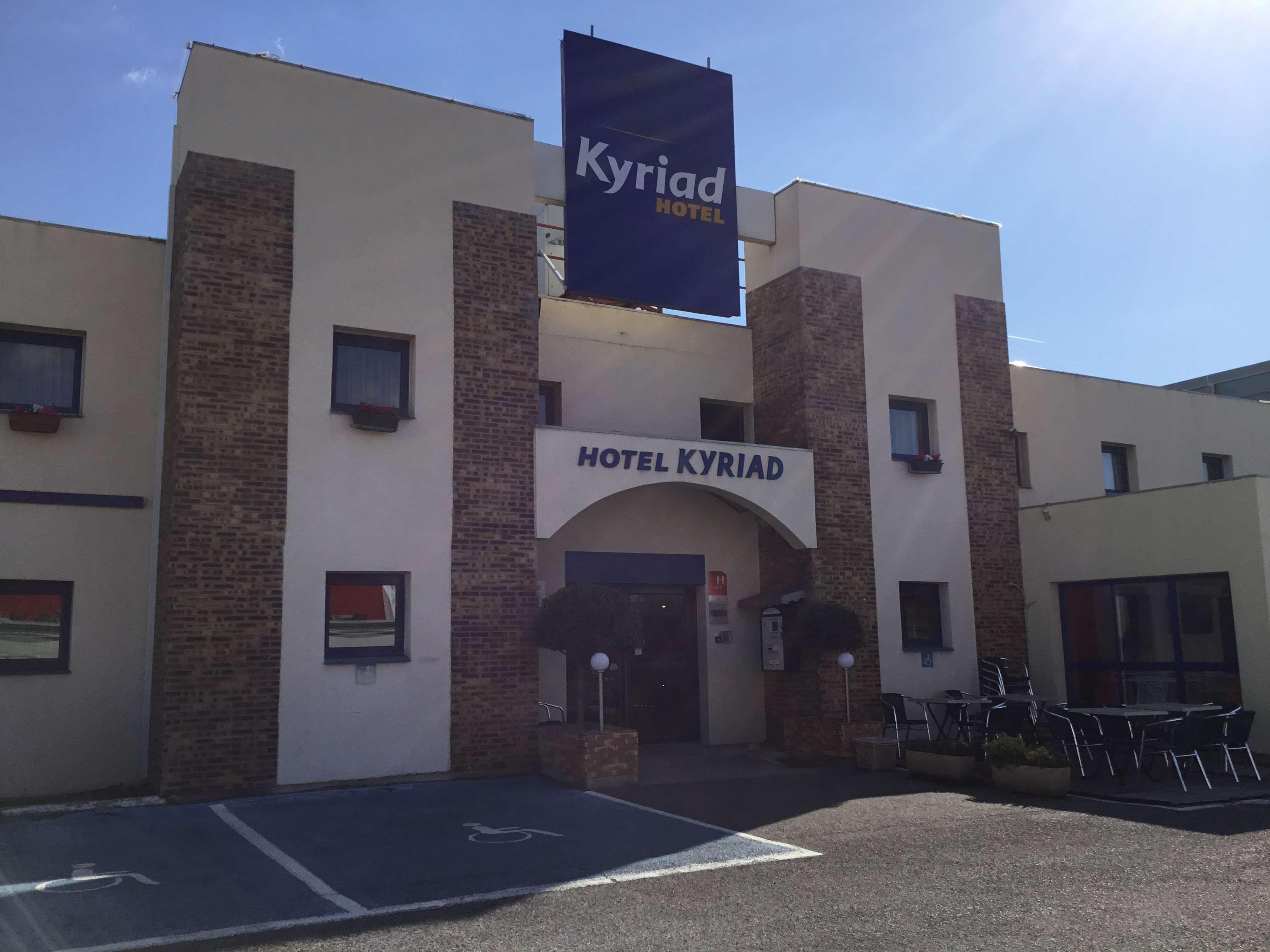 Kyriad Direct Arles Exterior foto